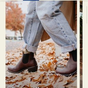 Blundstone #2060 Shiraz women's US size 8